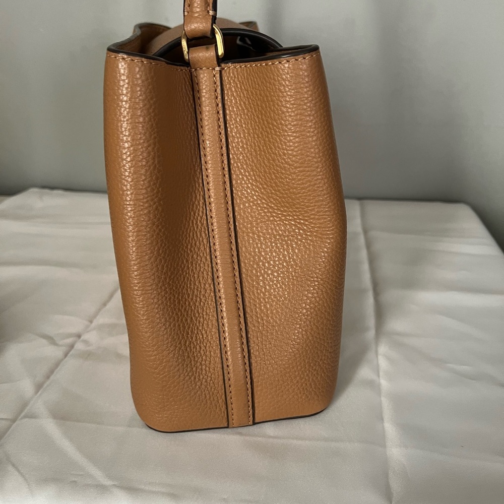 Tory Burch Britten Satchel - Picture 6 of 16